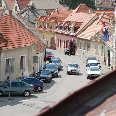 Fenyes Vinorium Bed & Breakfast Sopron Dış mekan fotoğraf