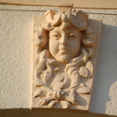 Fenyes Vinorium Bed & Breakfast Sopron Dış mekan fotoğraf