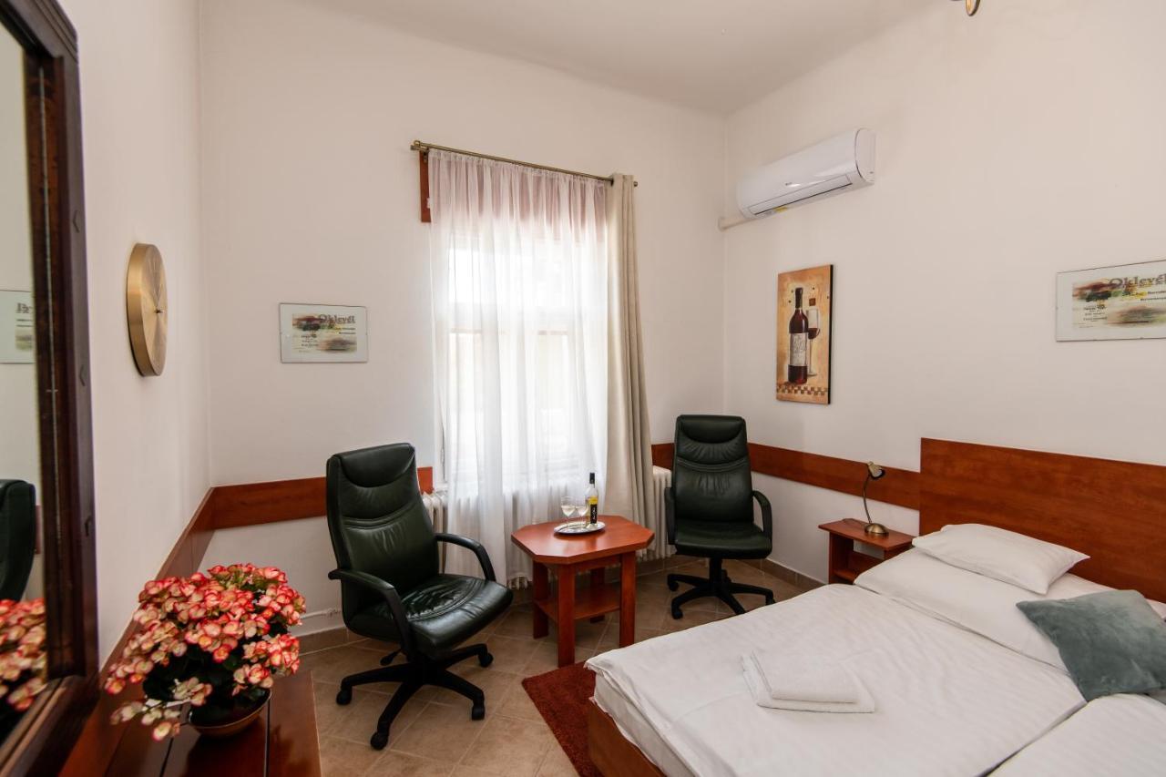 Fenyes Vinorium Bed & Breakfast Sopron Dış mekan fotoğraf