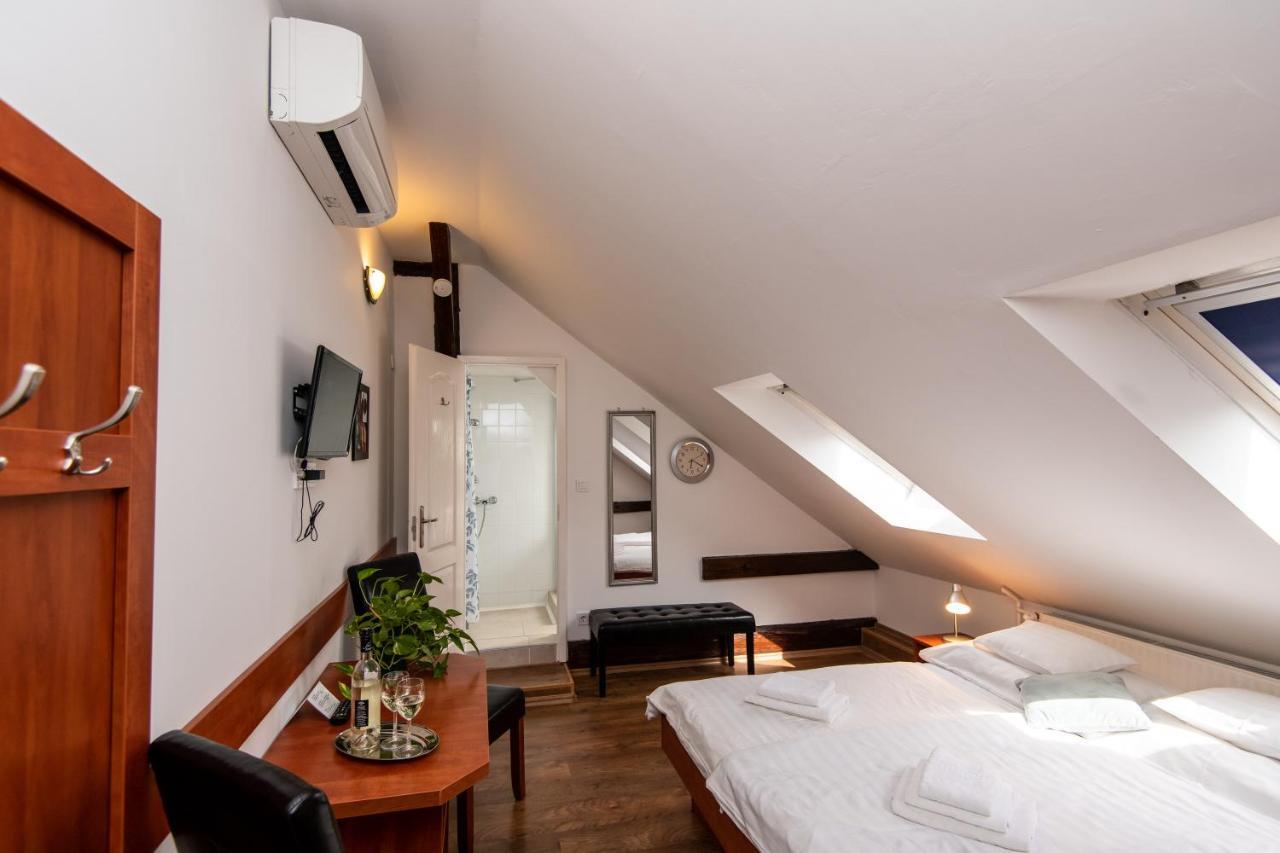 Fenyes Vinorium Bed & Breakfast Sopron Dış mekan fotoğraf