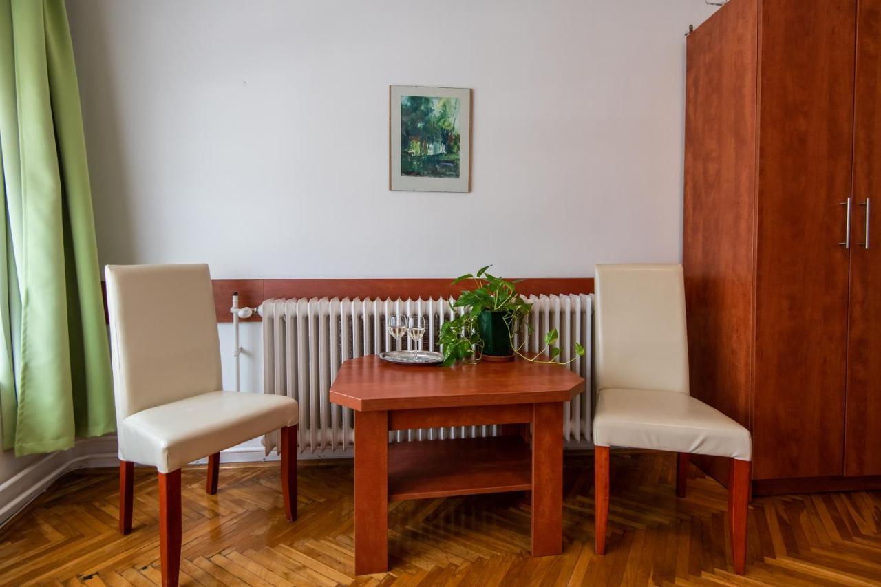 Fenyes Vinorium Bed & Breakfast Sopron Dış mekan fotoğraf