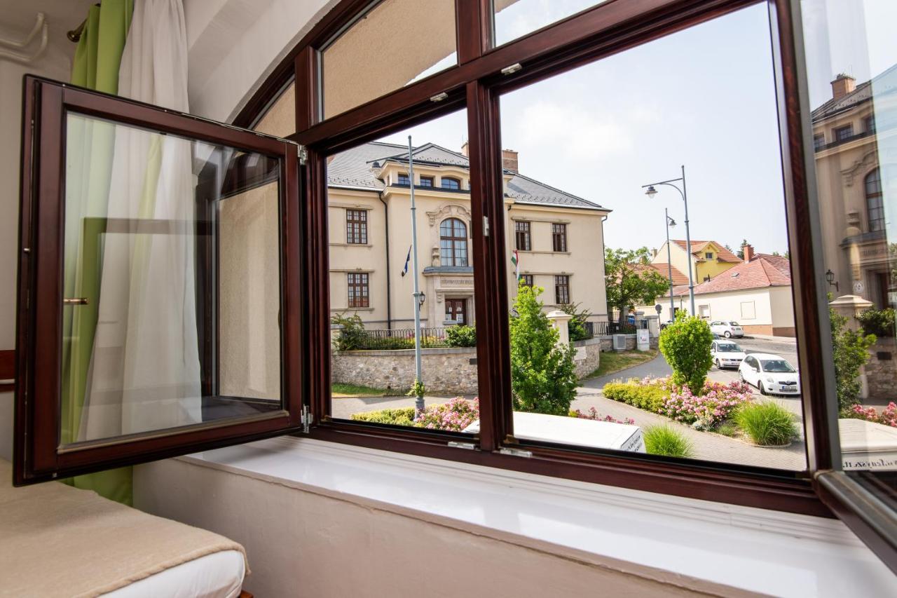 Fenyes Vinorium Bed & Breakfast Sopron Dış mekan fotoğraf